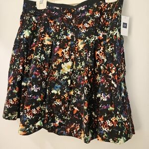 *NWT* GAP Multicolored Skirt Size 8